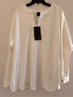 St. John Collection Women’s White Long-Sleeve Tunic Shirt